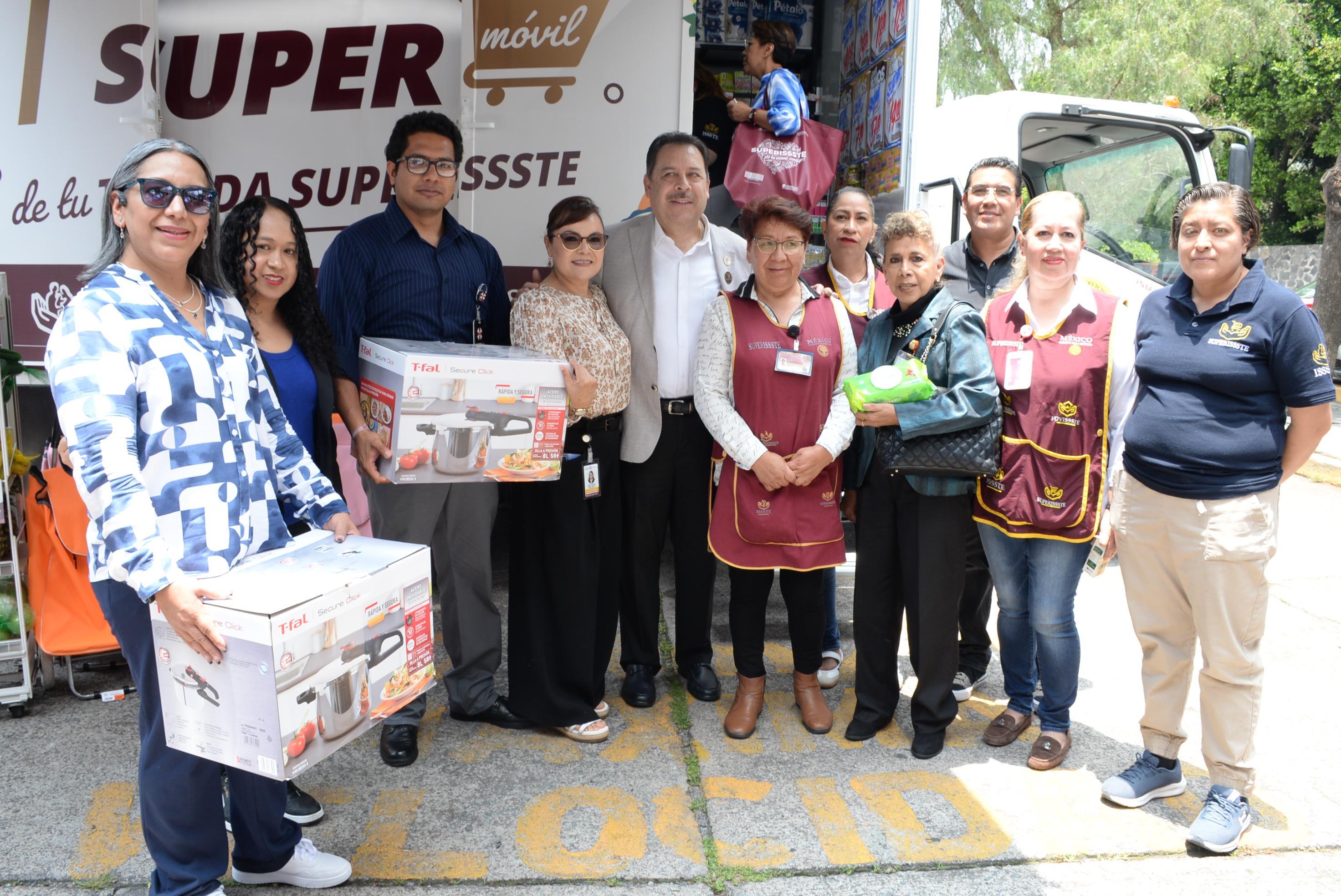 Inauguración de la Nueva Unidad de superISSSTE, en los almacenes, San Fernando No. 547